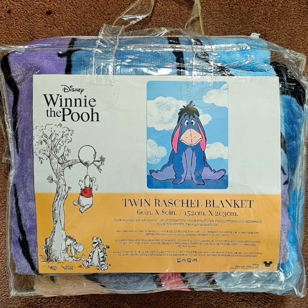 WINNIE THE POOH EEYORE TWIN SIZE BLANKET